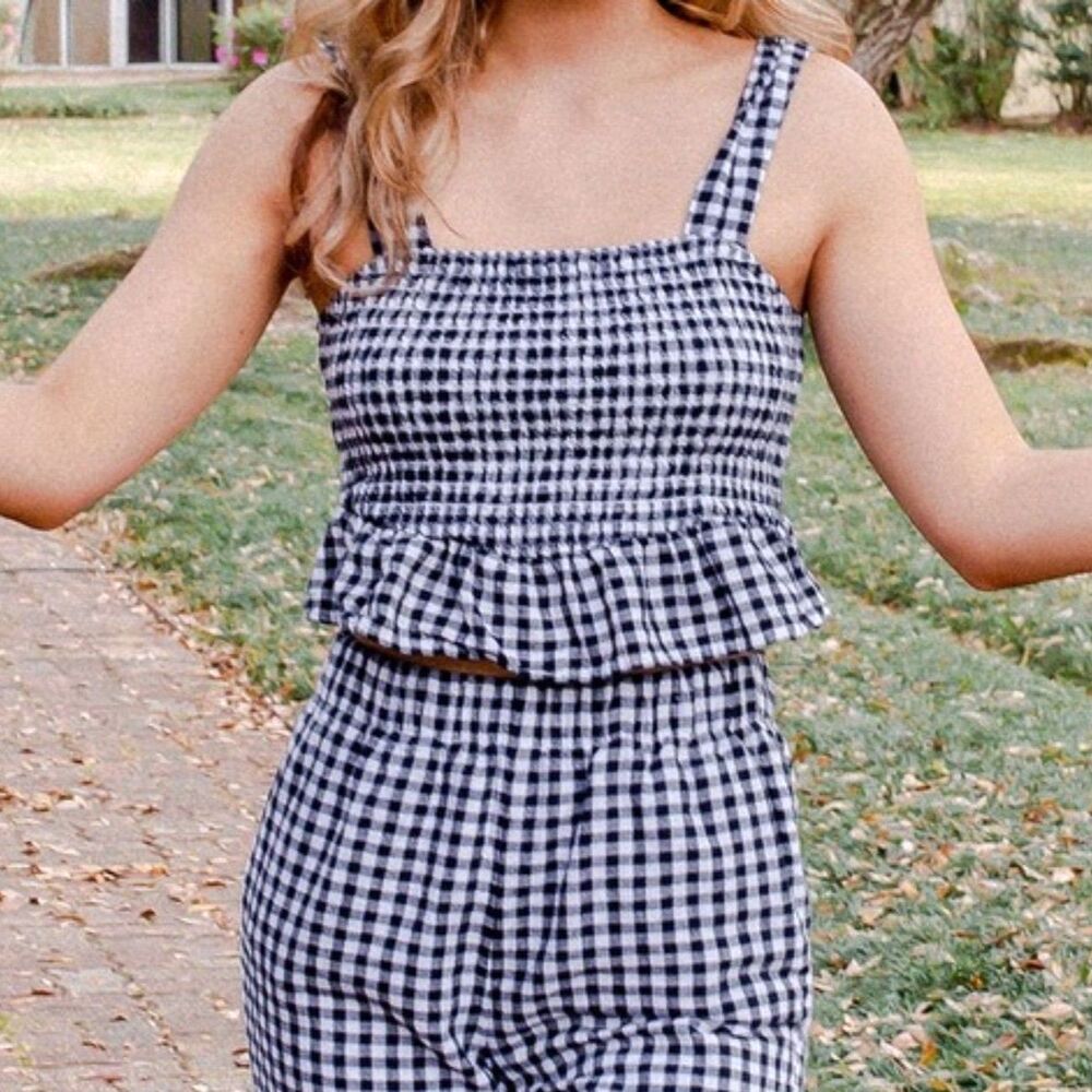 American Eagle Smocked Gingham Bow Tie Tank Top Size Large